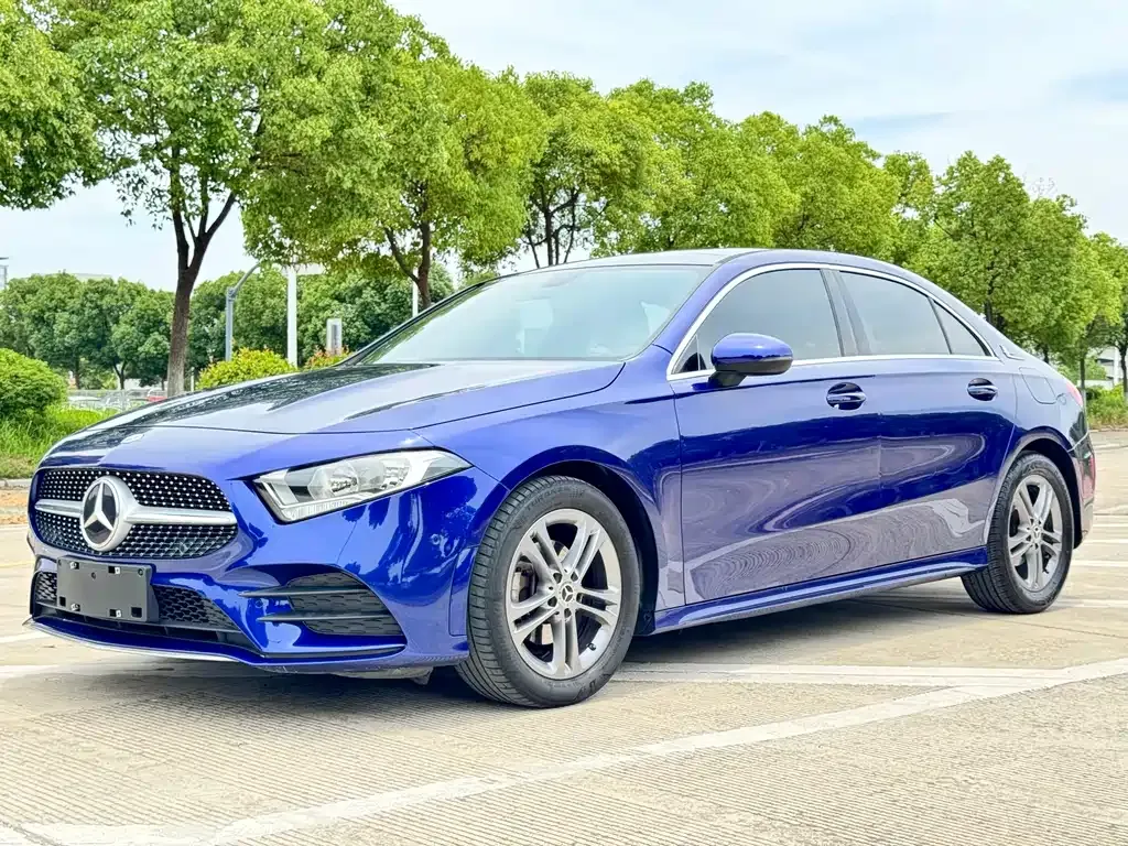 Mercedes-Benz A-Class — фото 1