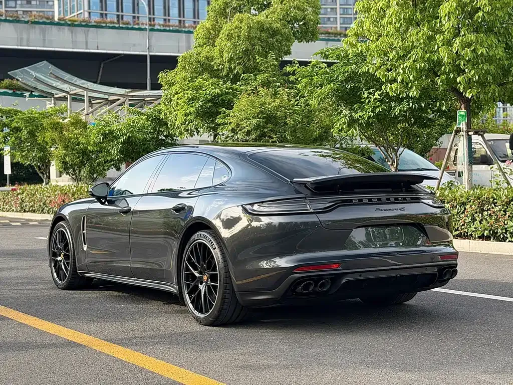 Porsche Panamera — фото 10