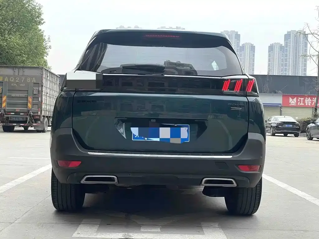 Peugeot 5008 — фото 4