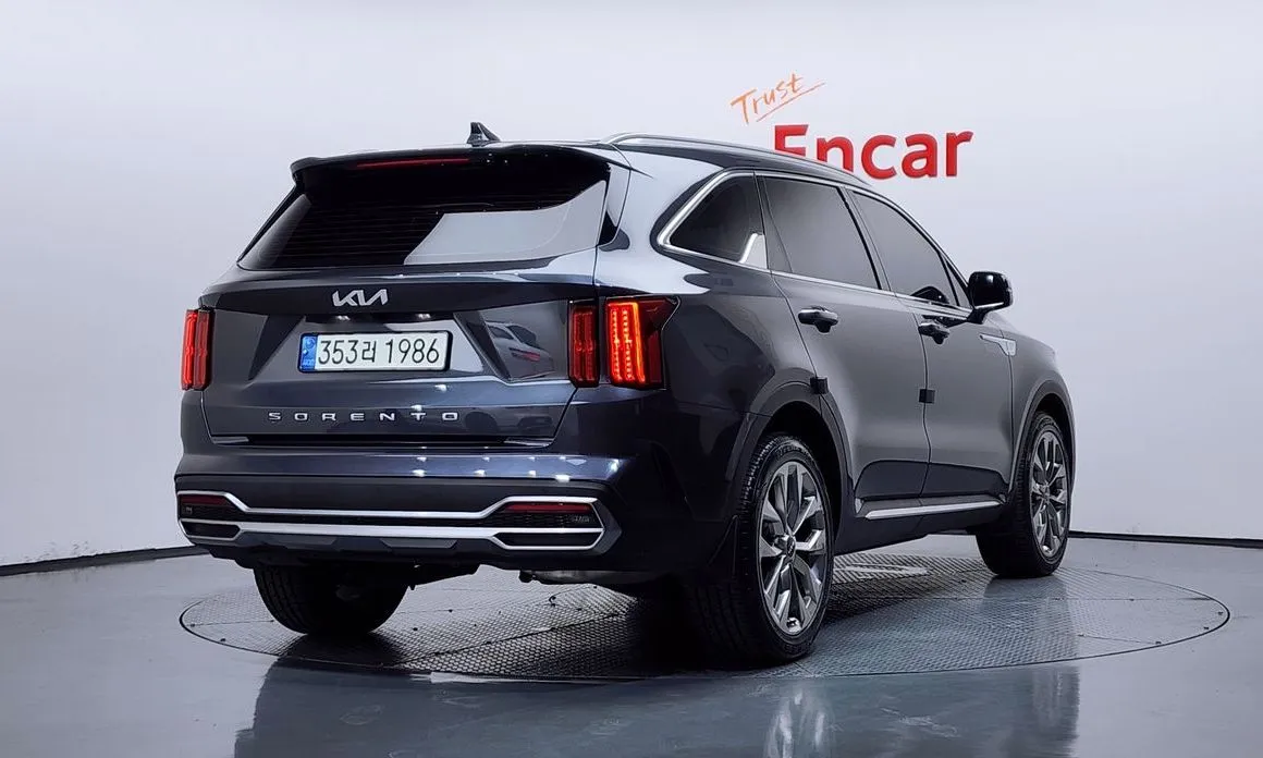 Kia Sorento — фото 4