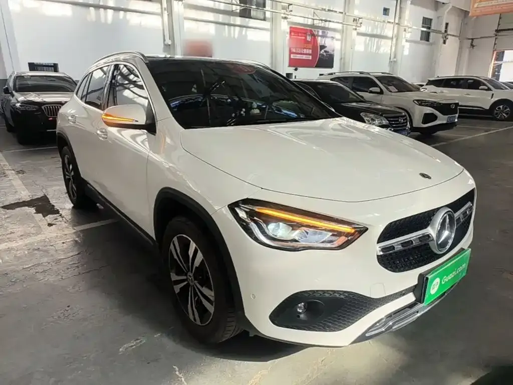 Mercedes-Benz GLA — фото 10