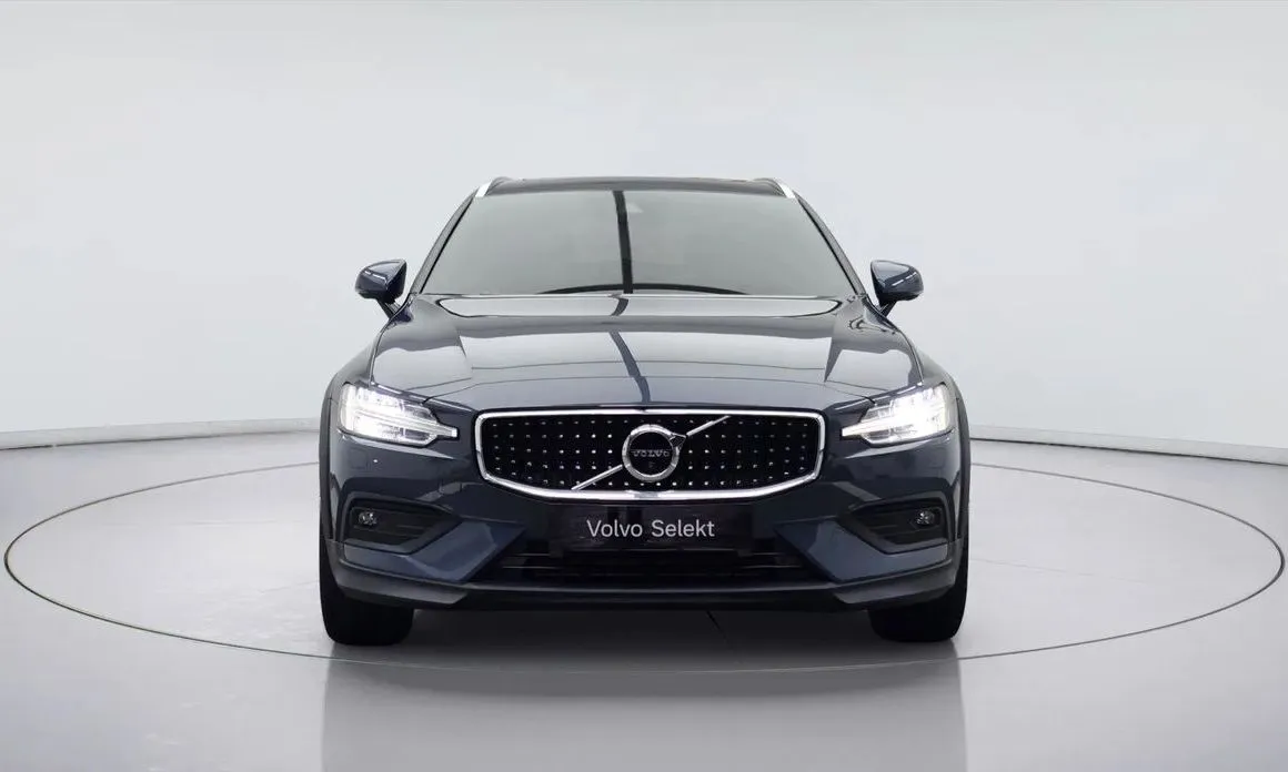 Volvo V60 — фото 5