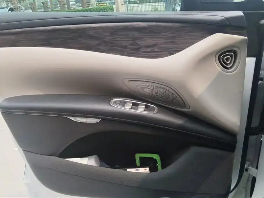 IM LS7 — фото 5