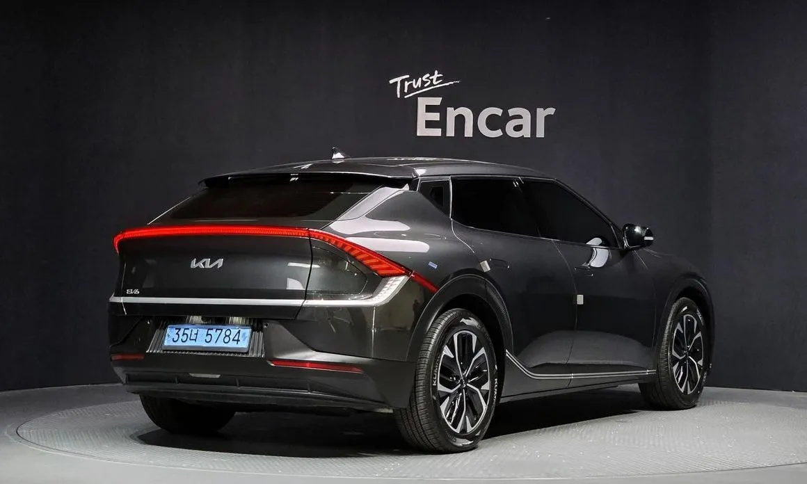 Kia EV6 — фото 5