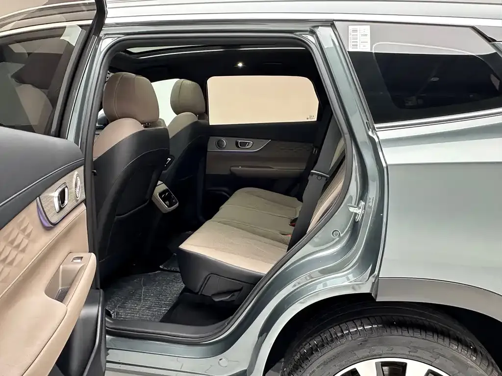 Chery Tiggo 8 PLUS — фото 6