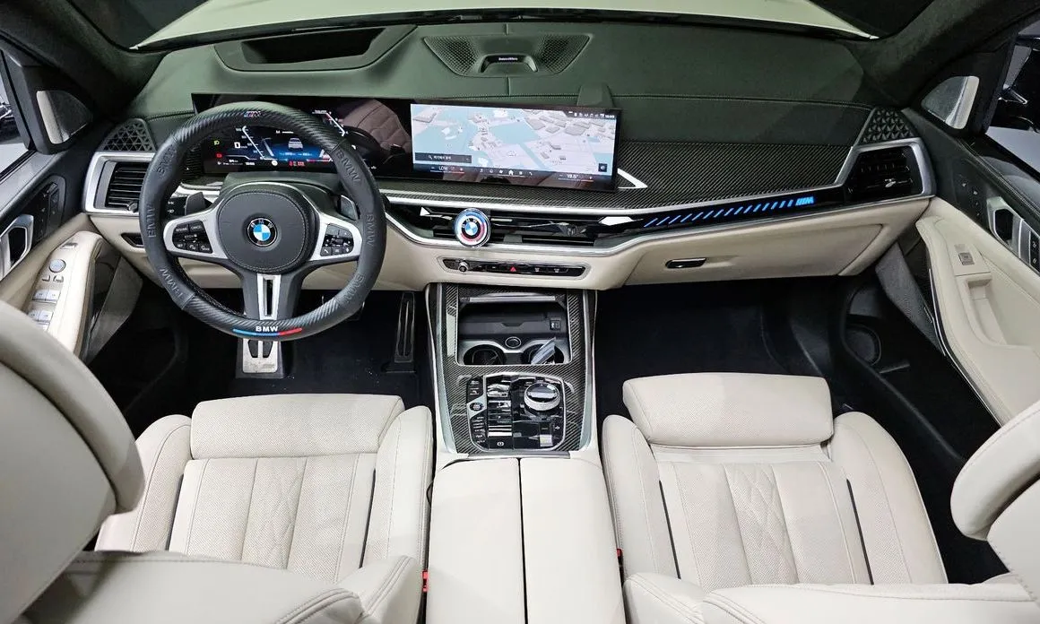 BMW X7 — фото 10