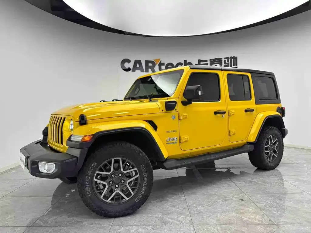 Jeep Wrangler PHEV — фото 1