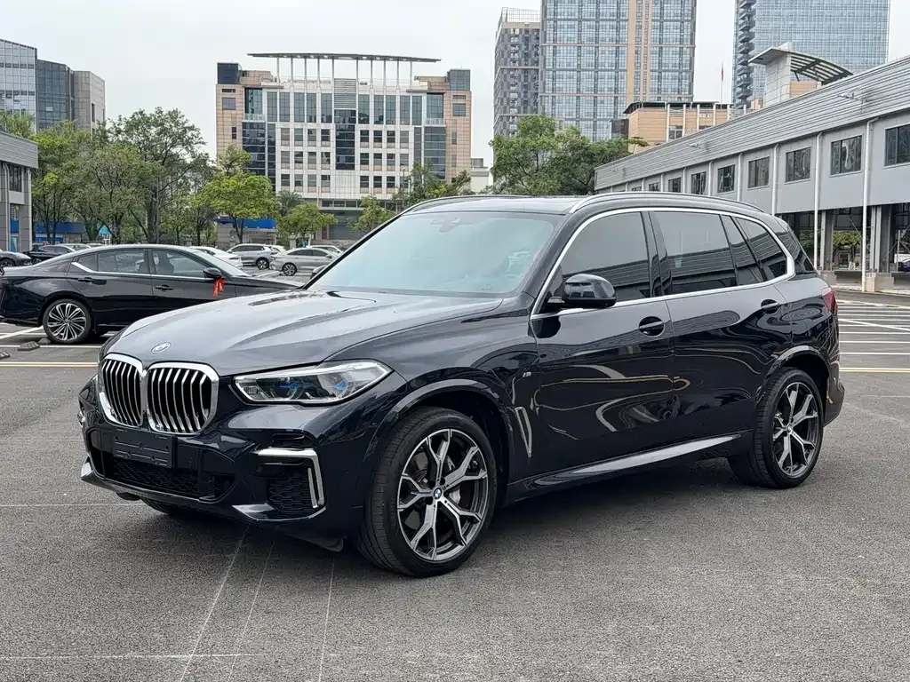 BMW X5 — фото 1
