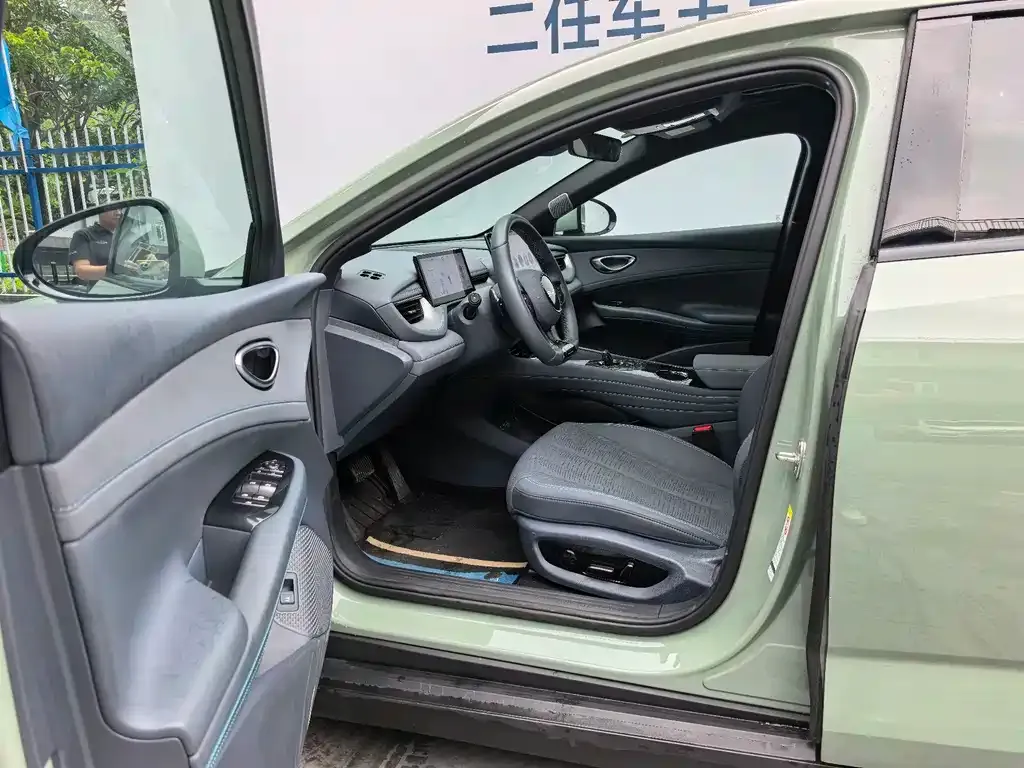 BYD Seal 06GT — фото 4