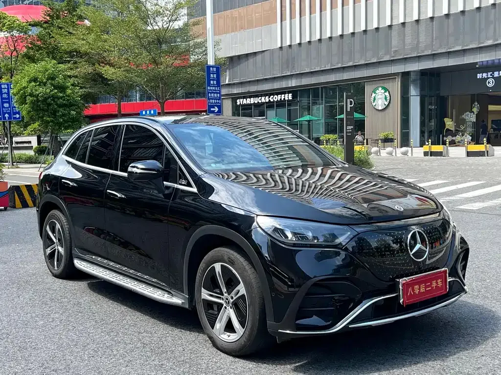 Mercedes-Benz EQE SUV — фото 5