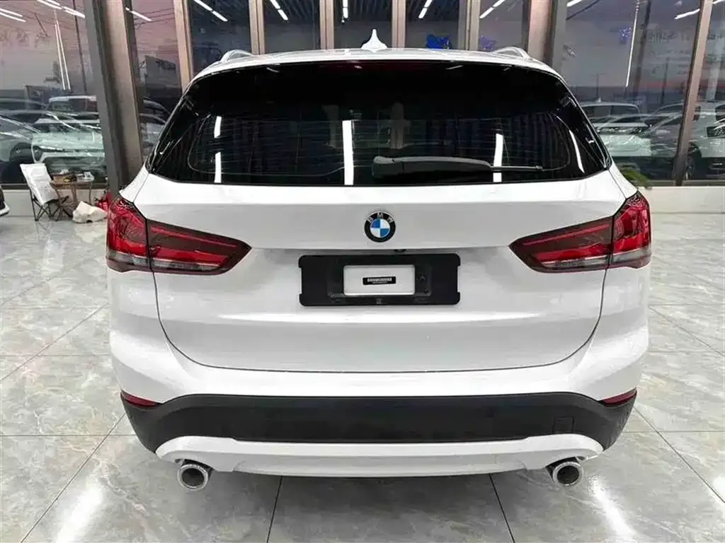 BMW X1 — фото 2