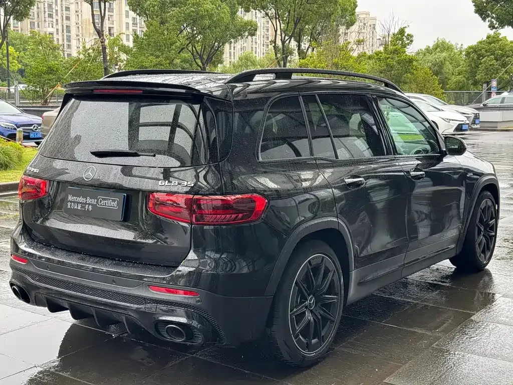 Mercedes-Benz GLB AMG — фото 9