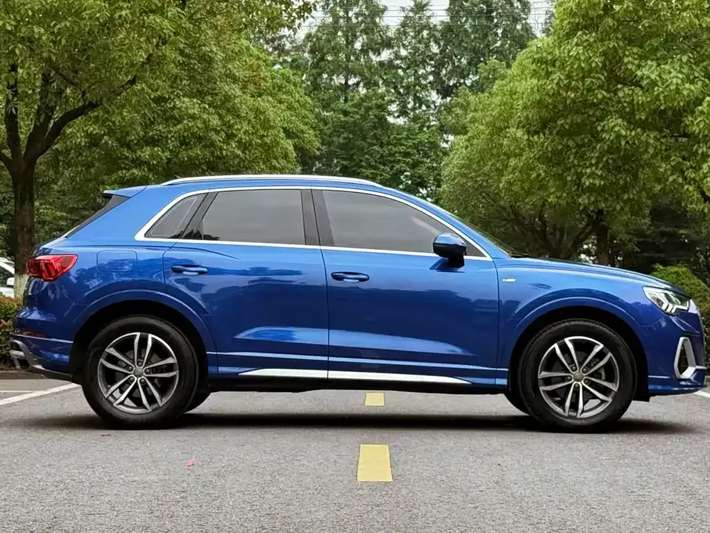 Audi Q3 — фото 8