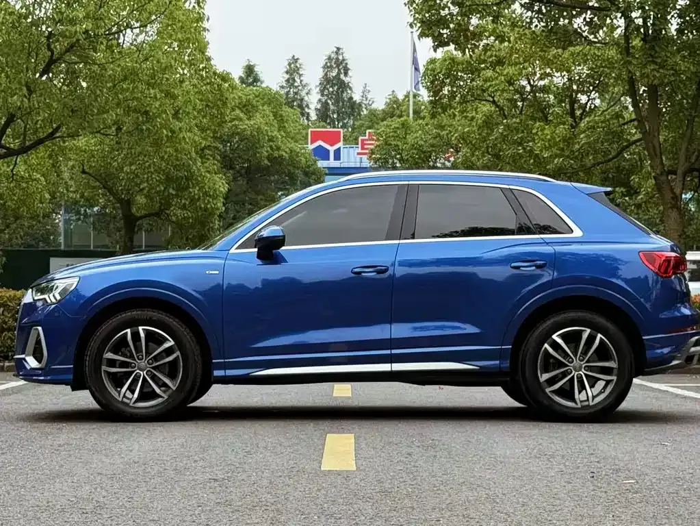 Audi Q3 — фото 3