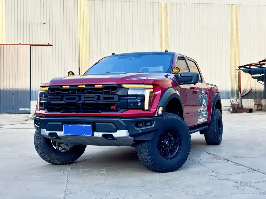 Ford F-150 Raptor — фото 1