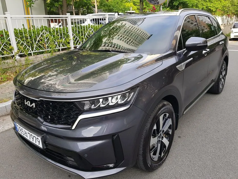 Kia Sorento — фото 6