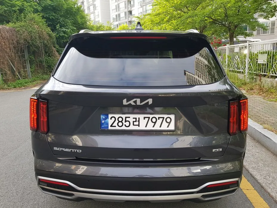 Kia Sorento — фото 8