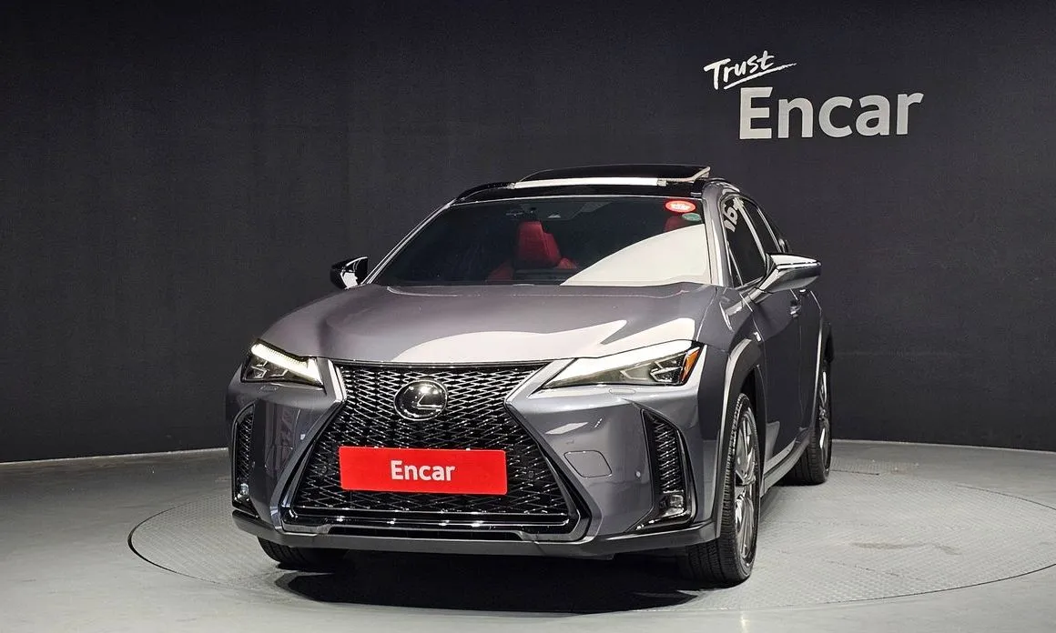 Lexus UX — фото 5