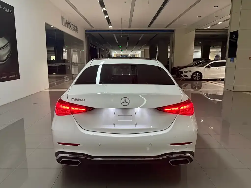 Mercedes-Benz C-Class — фото 10