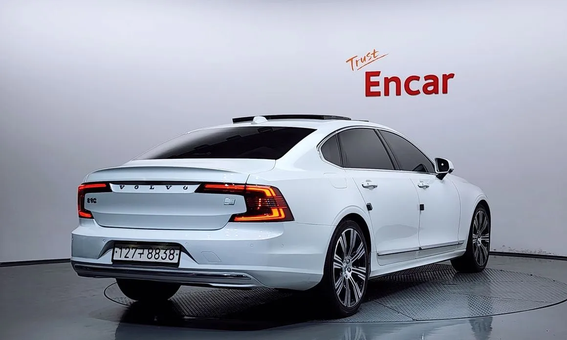 Volvo S90 — фото 6
