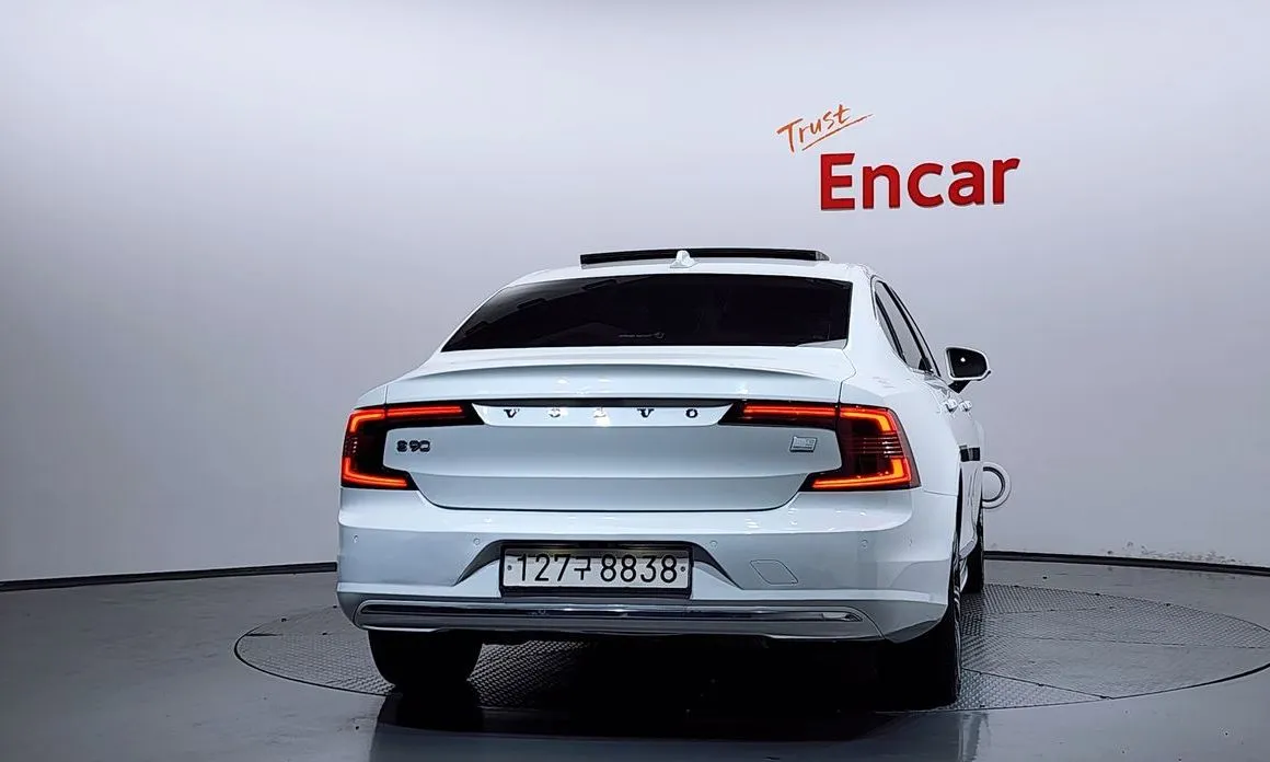 Volvo S90 — фото 2