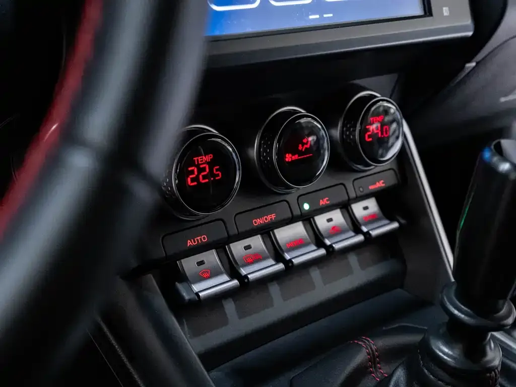 Subaru BRZ — фото 3