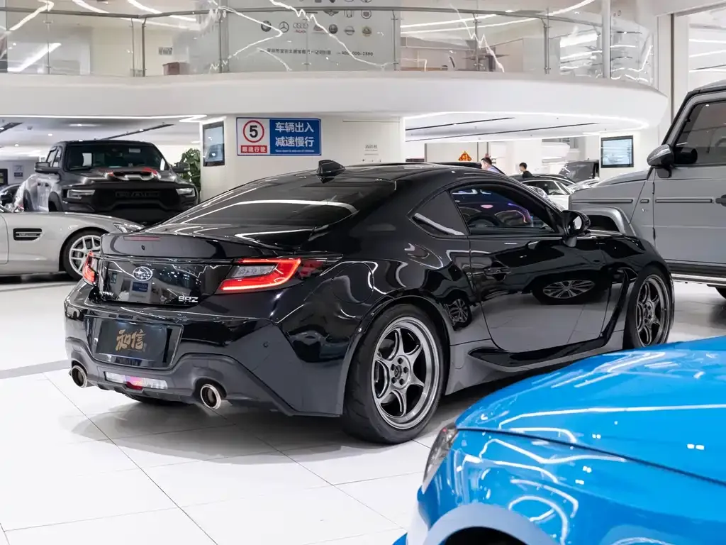 Subaru BRZ — фото 8
