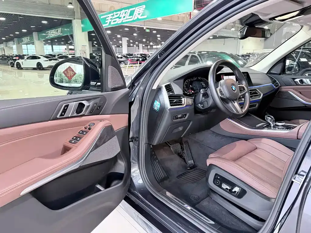 BMW X5 (Import) — фото 3