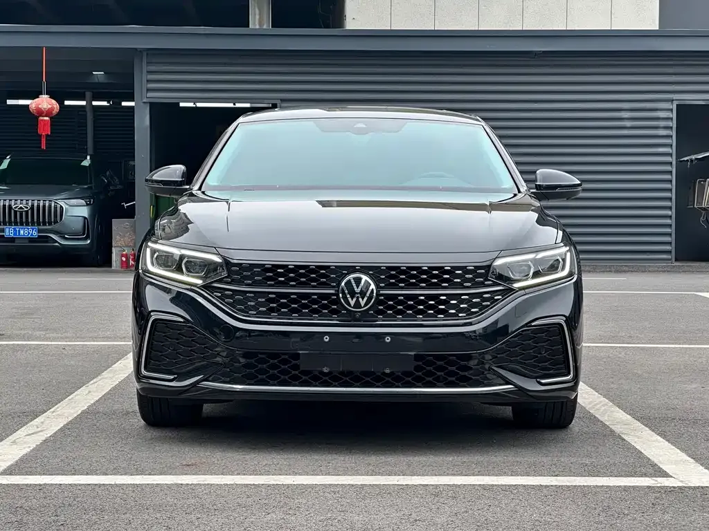 Volkswagen Passat — фото 5