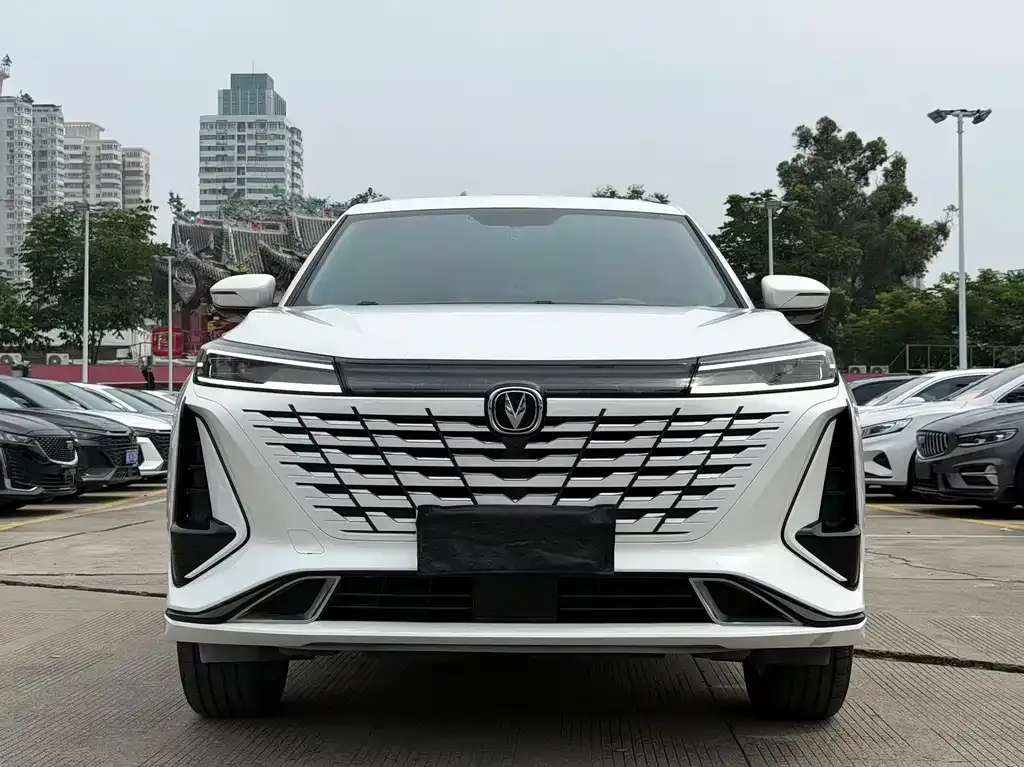 Changan CS75PLUS — фото 4