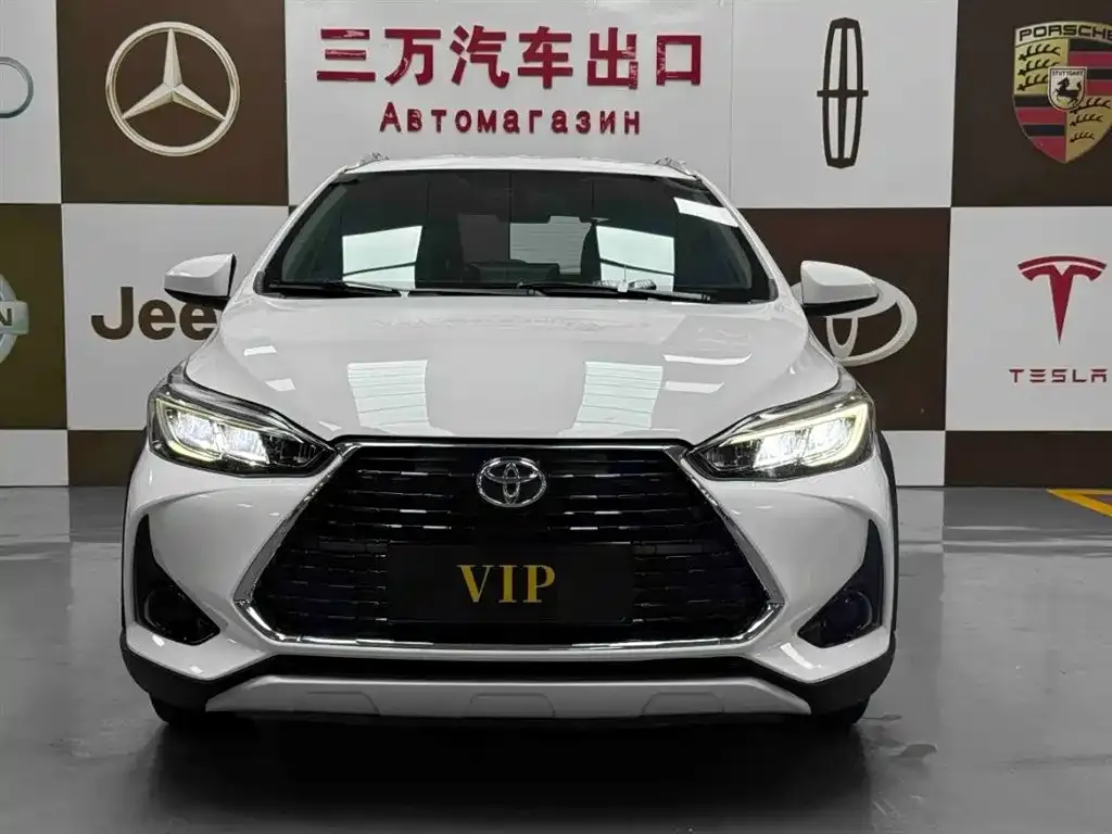 Toyota Yaris L — фото 6