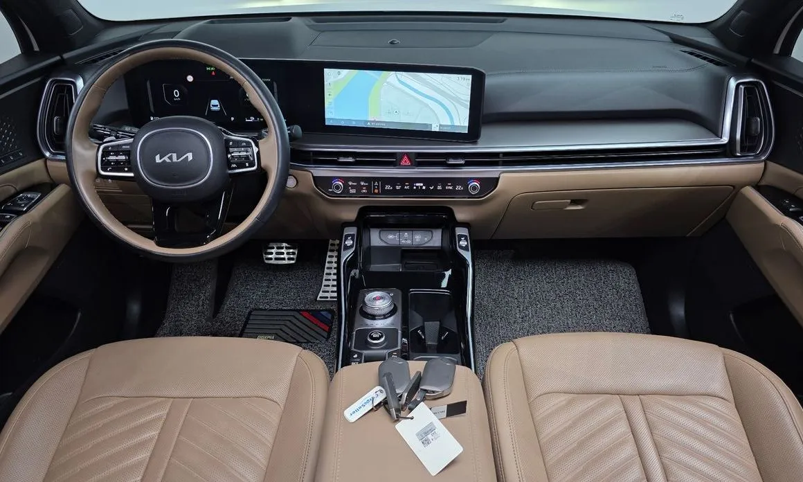 Kia Sorento — фото 6