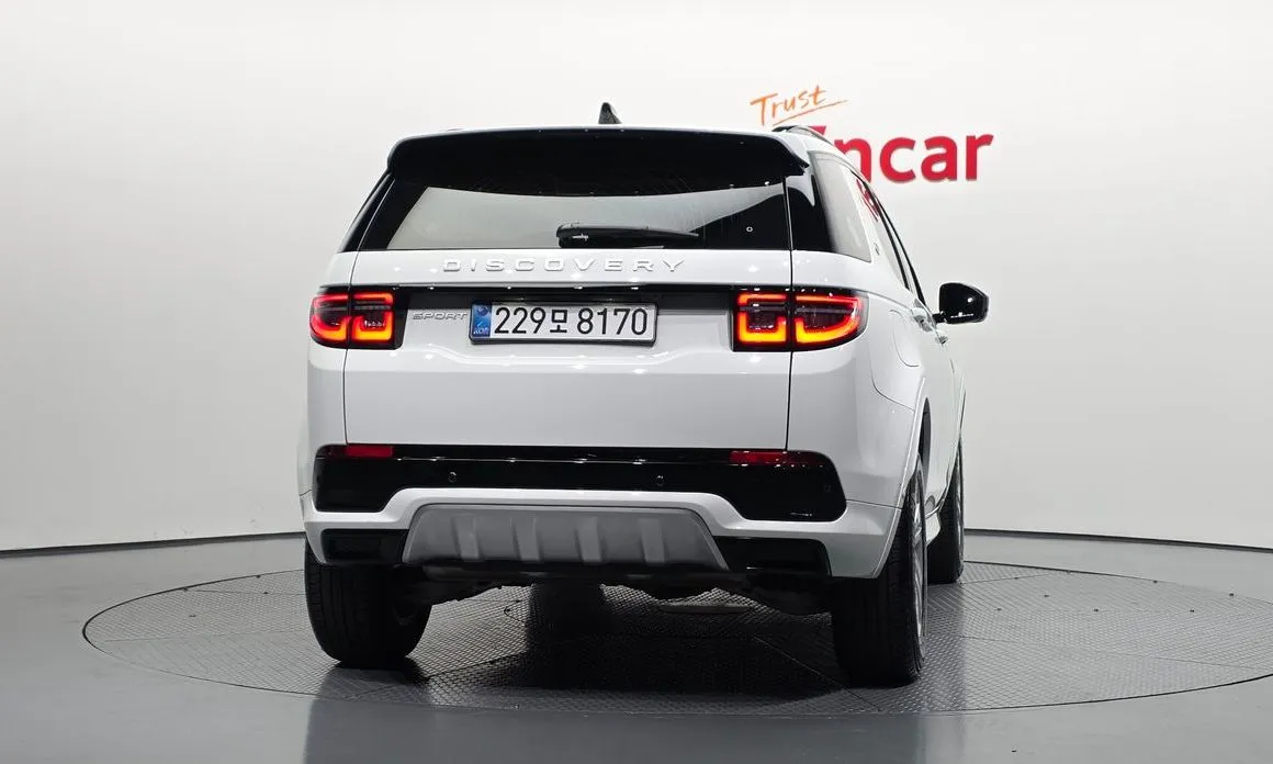Land Rover Discovery Sport — фото 8