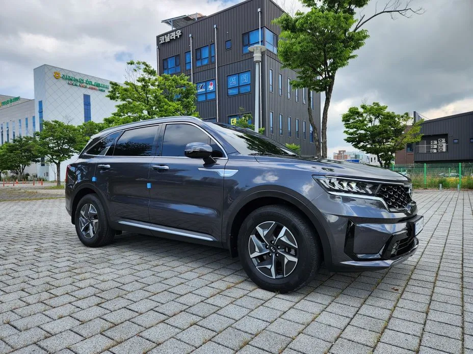 Kia Sorento — фото 4