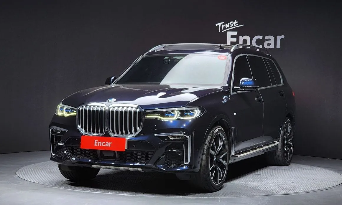 BMW X7 — фото 1