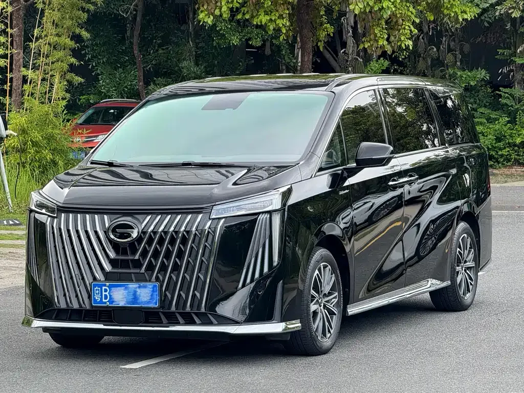GAC Motor Trumpchi M8 — фото 1