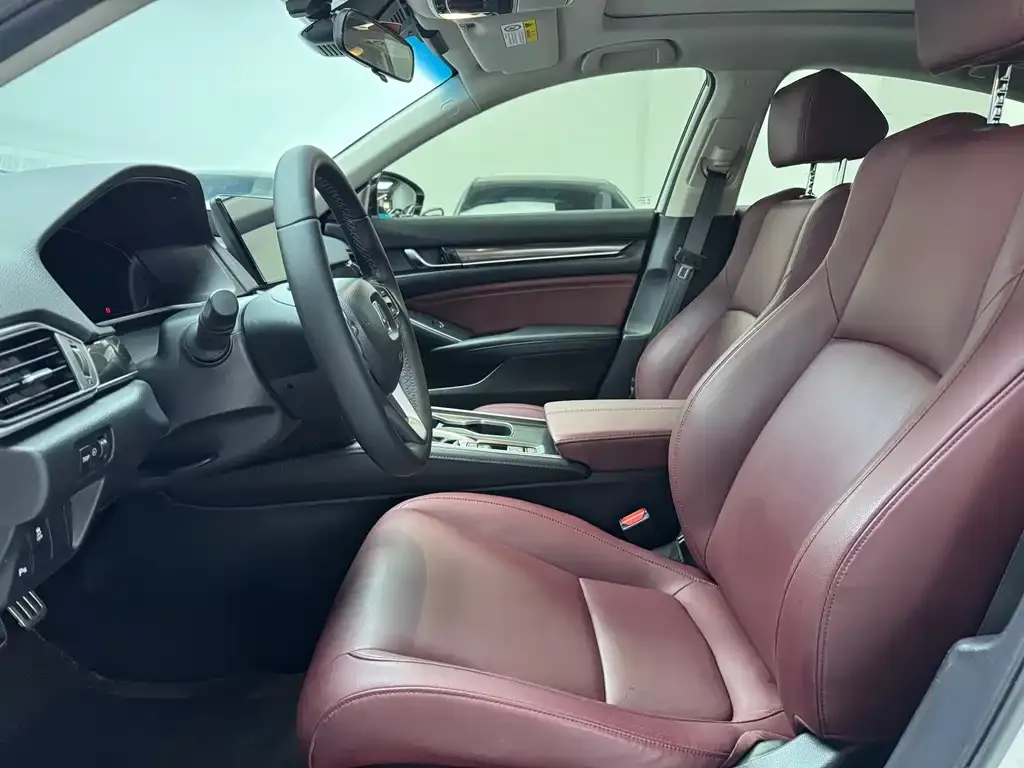 Honda Accord — фото 4