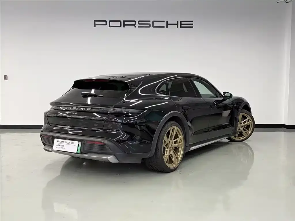 Porsche Taycan — фото 2
