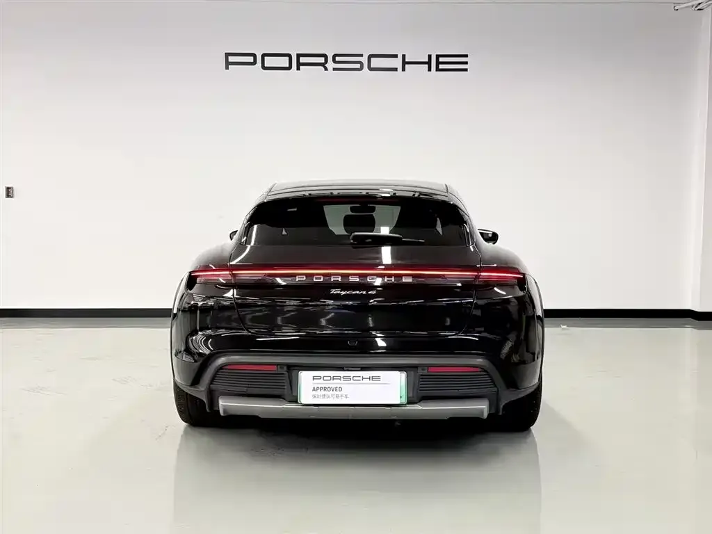 Porsche Taycan — фото 3