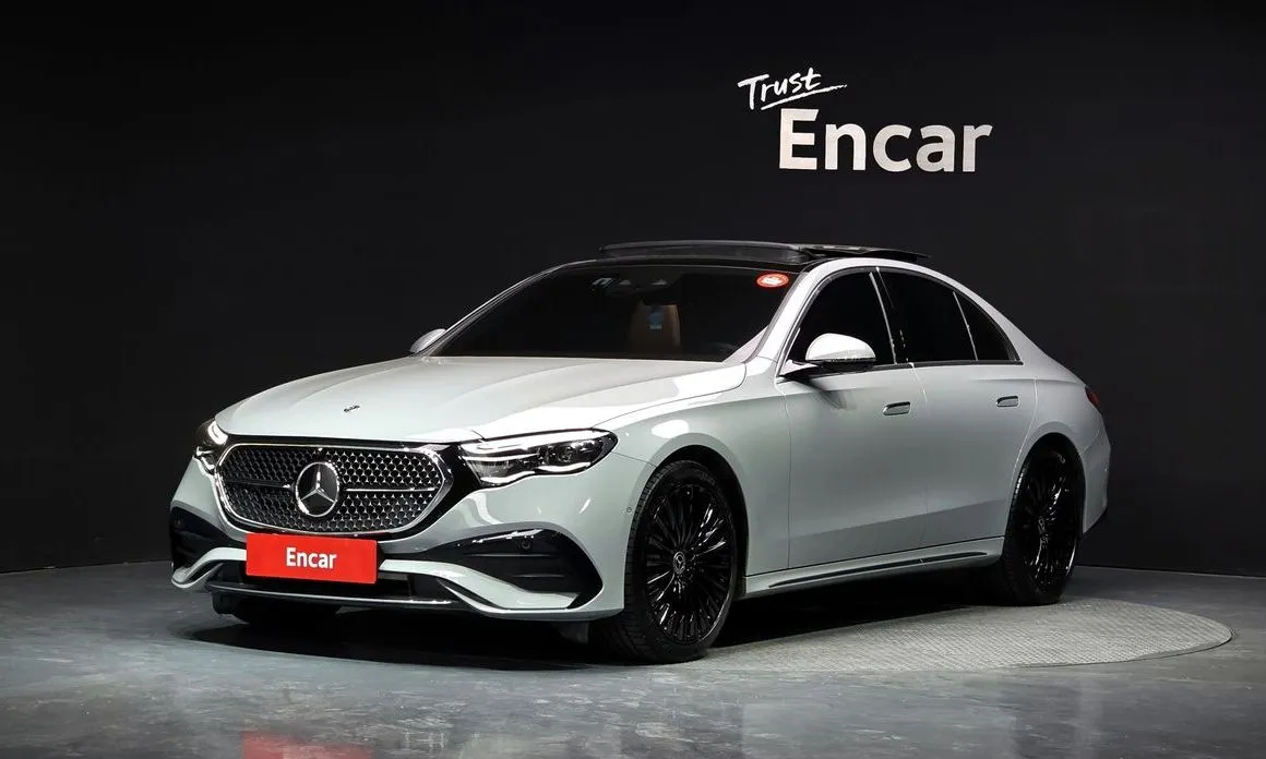 Mercedes-Benz E-Class — фото 1