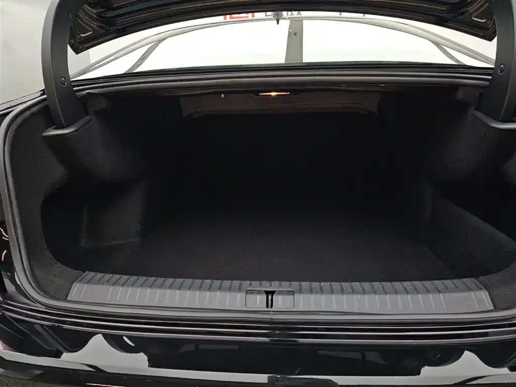 Volkswagen Passat — фото 7
