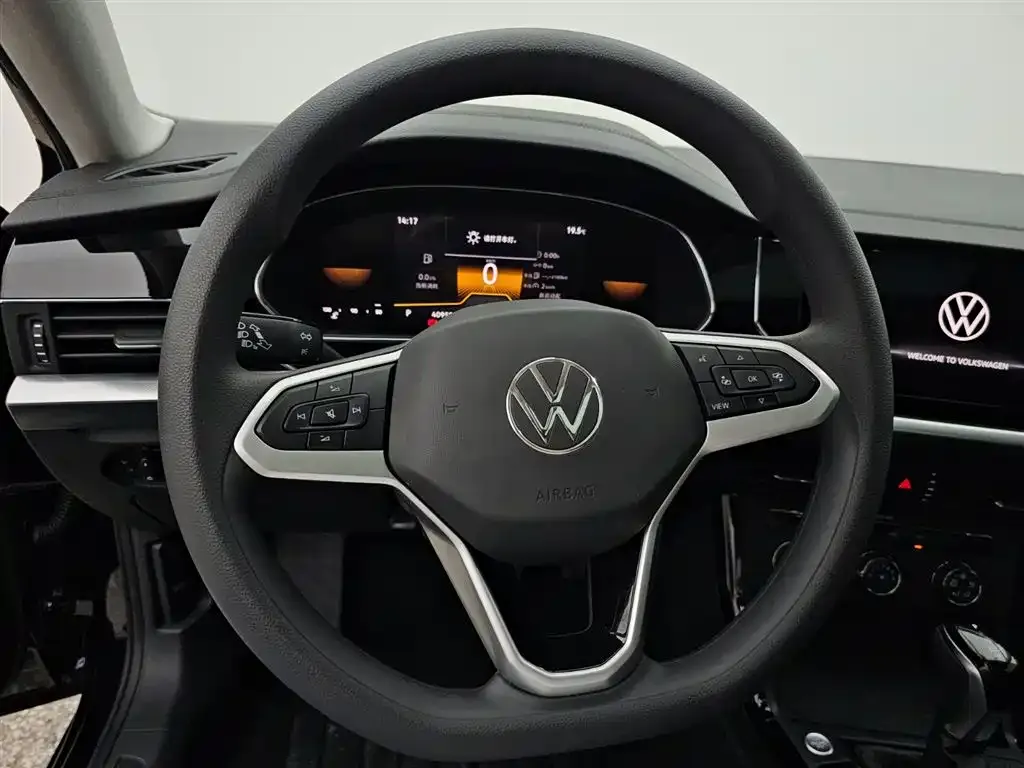 Volkswagen Passat — фото 3