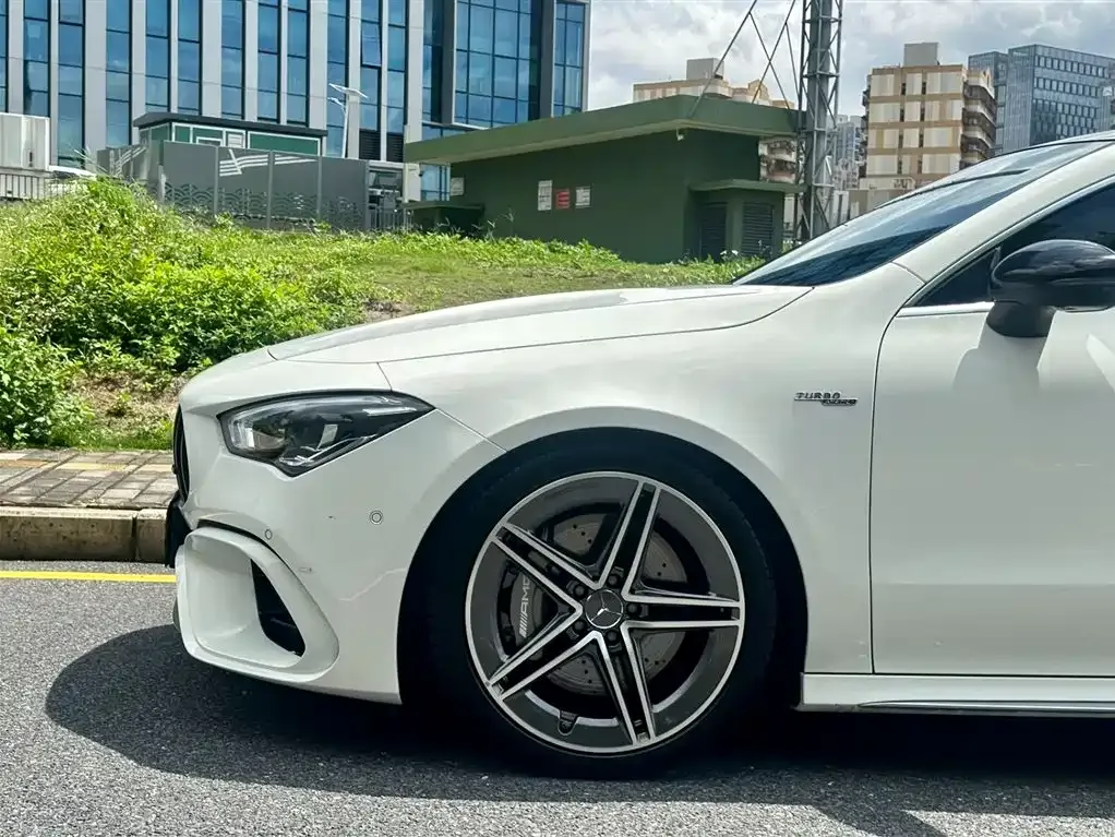 Mercedes-Benz CLA AMG — фото 4