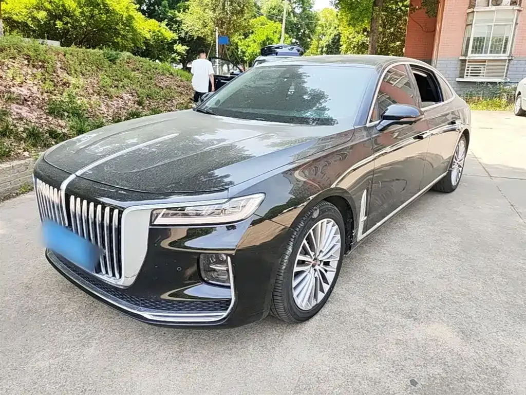 Hongqi H9 — фото 1