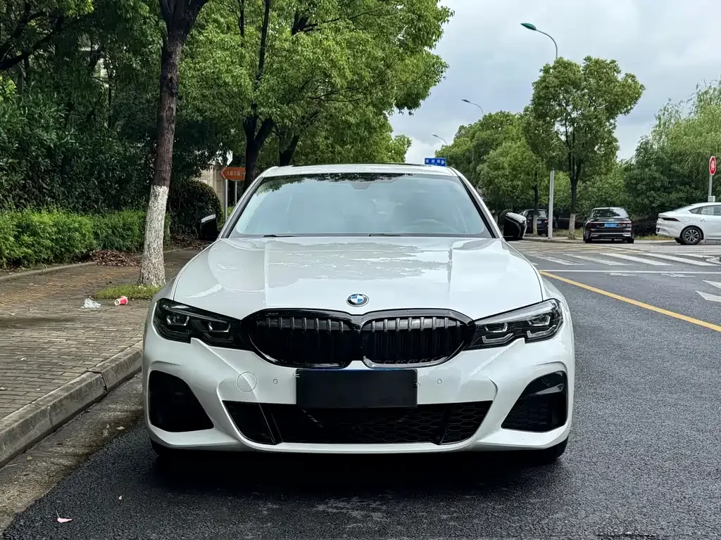 BMW 3 Series — фото 10