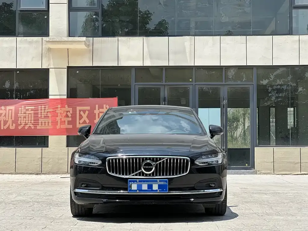 Volvo S90 — фото 3
