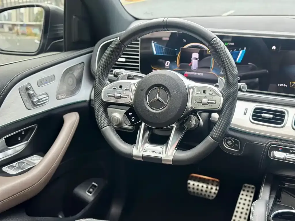 Mercedes-Benz GLE AMG — фото 7