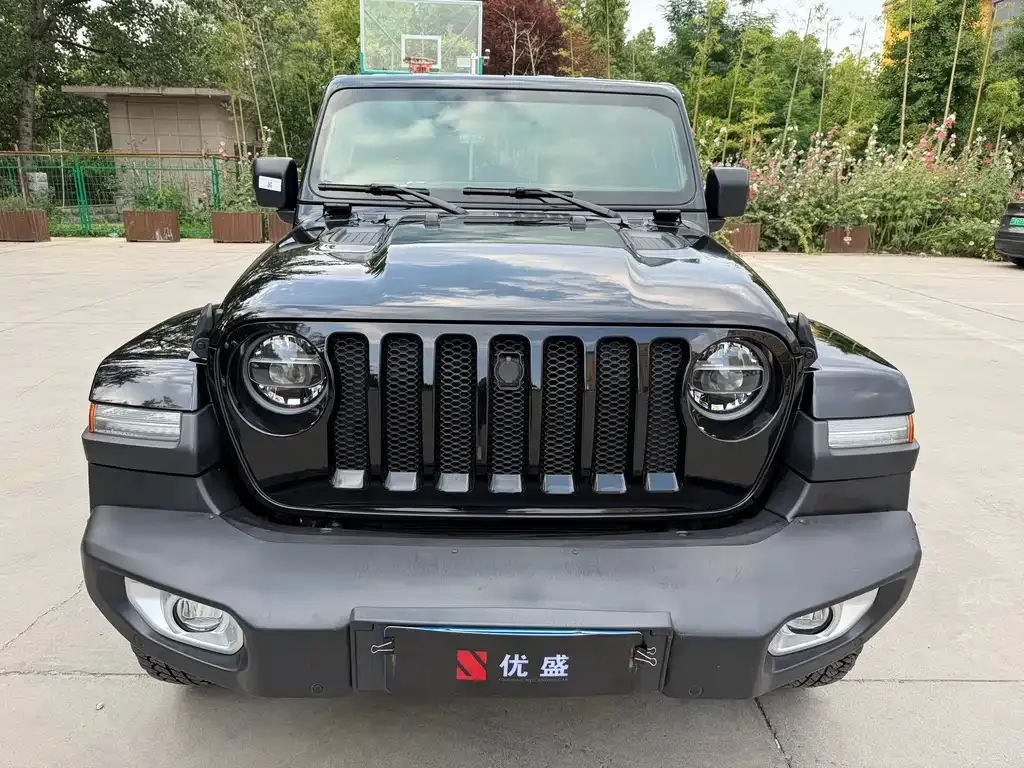 Jeep Wrangler — фото 5