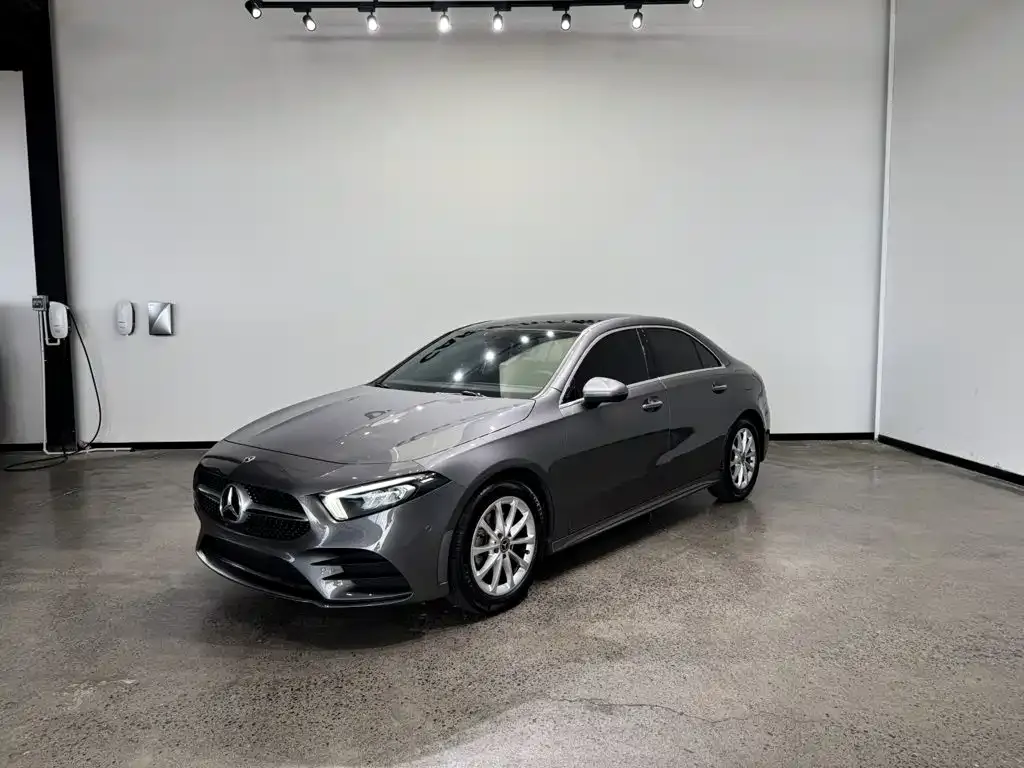 Mercedes-Benz A-Class — фото 1