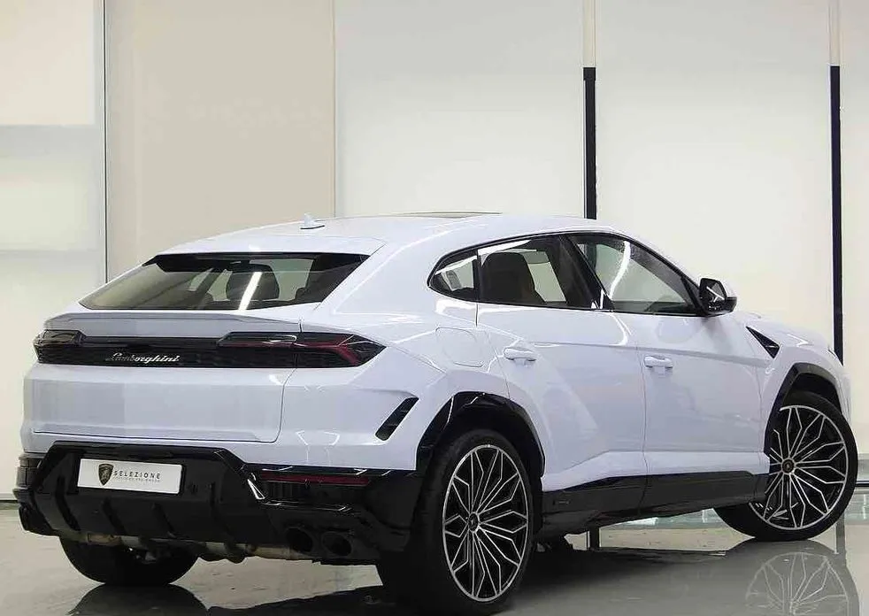 Lamborghini Urus — фото 3